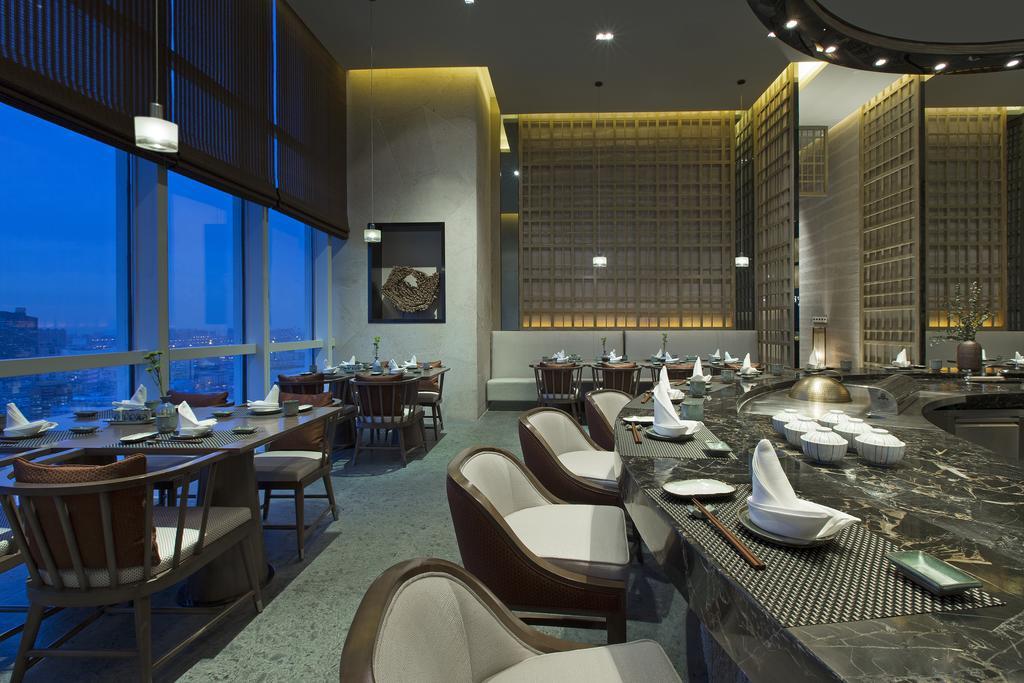 Pullman Yantai Center Hotell Exteriör bild