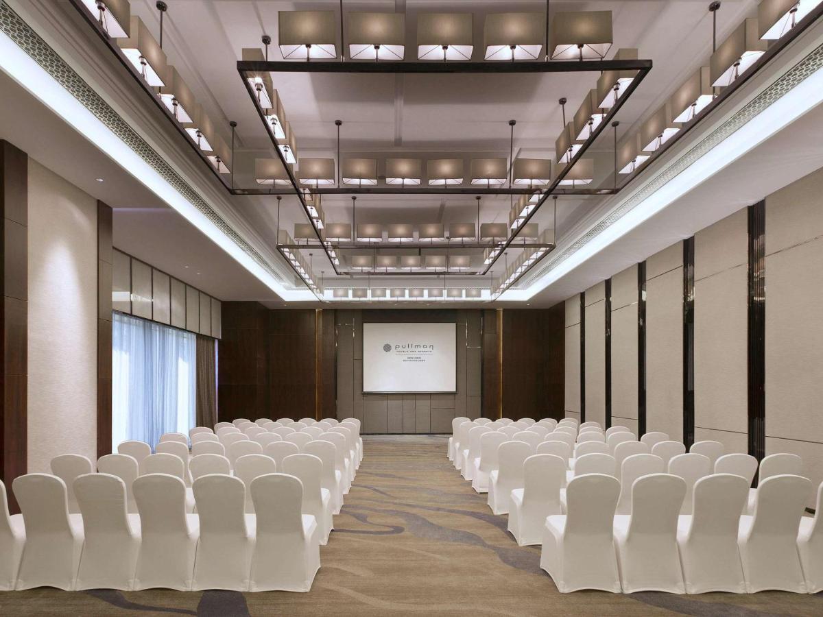 Pullman Yantai Center Hotell Exteriör bild