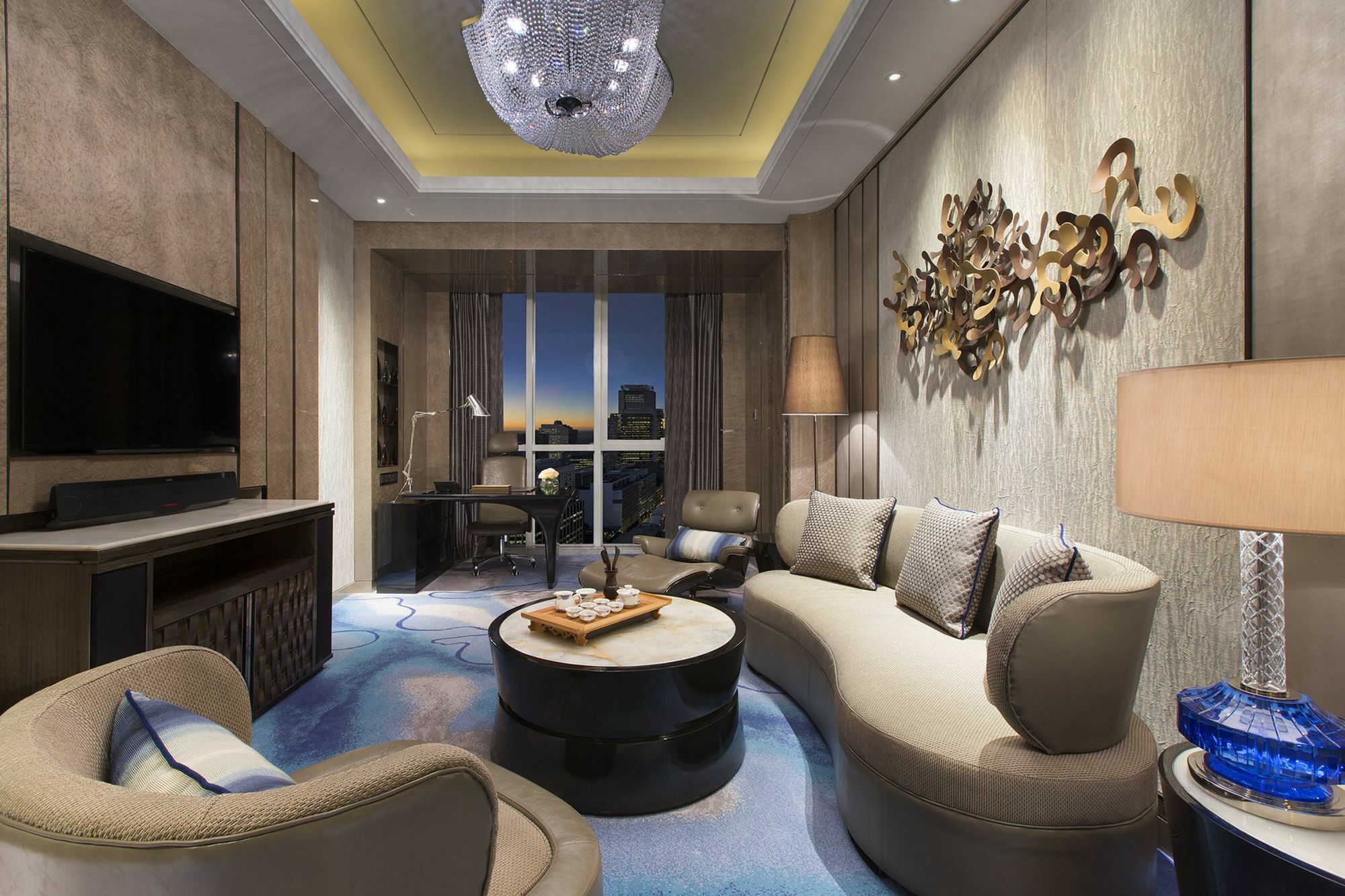 Pullman Yantai Center Hotell Exteriör bild